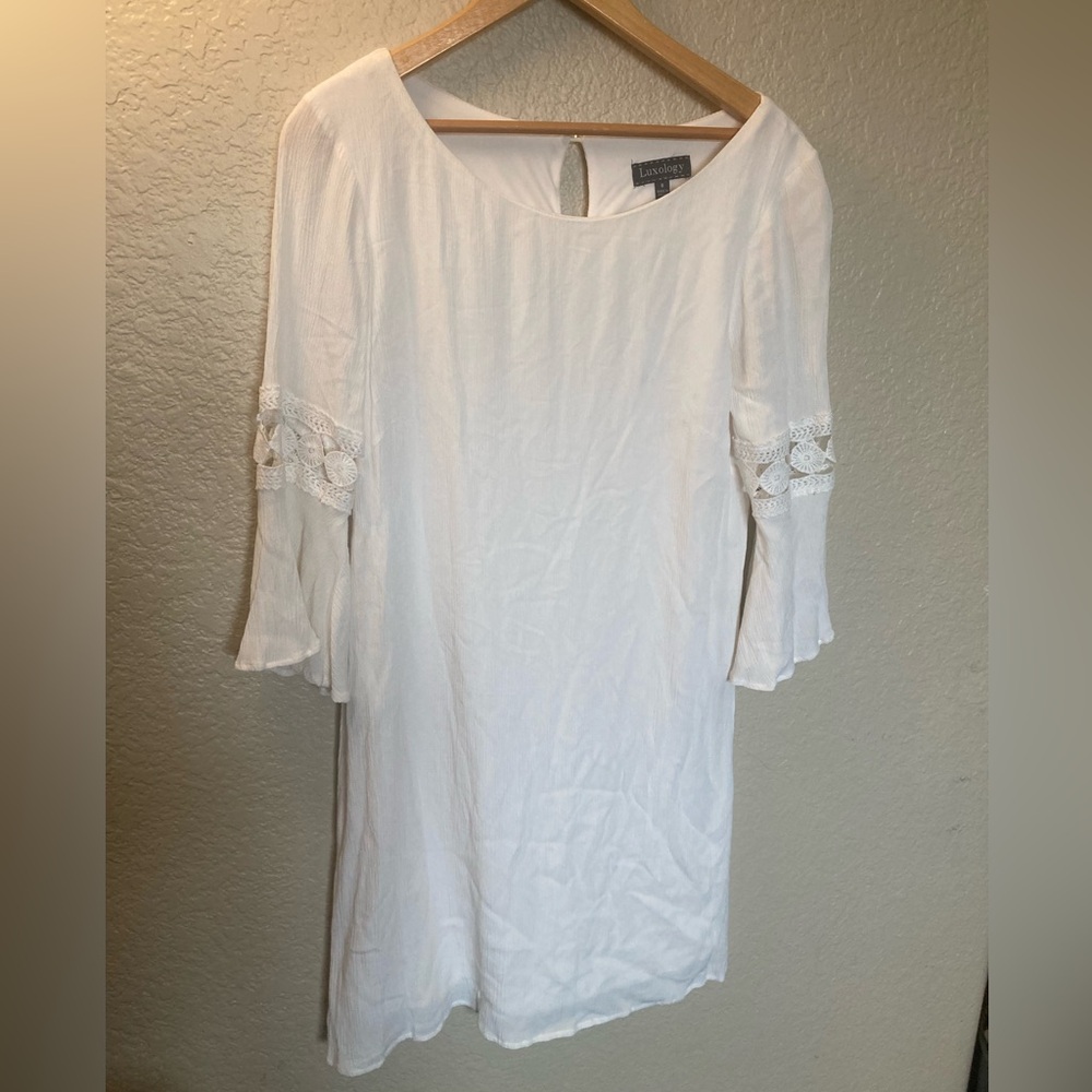 Luxology Ivory Elegant Dress With Lace Detailing on the Sleeve